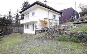 Private Room For Long Term Rent 1000-1200Chf Per Month